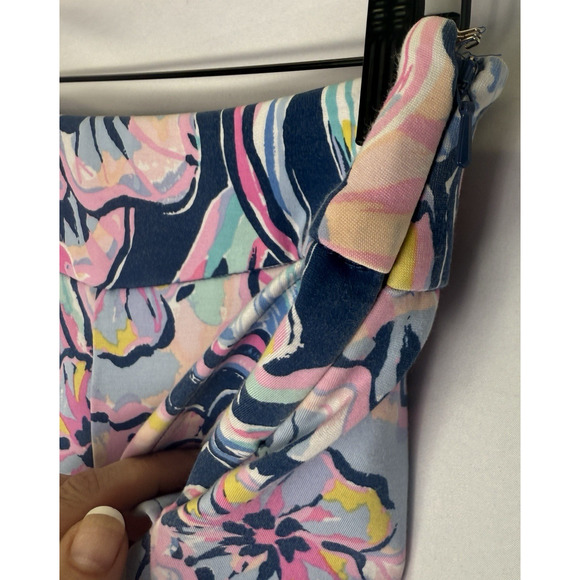 LILLY PULITZER Makenna Ponte Short Nauti Navy Size 2 Resort Beach Preppy Sirens - Picture 5 of 11